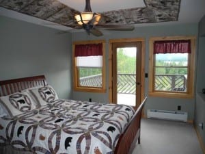 fern_lake_lodging_bedroom-300x225